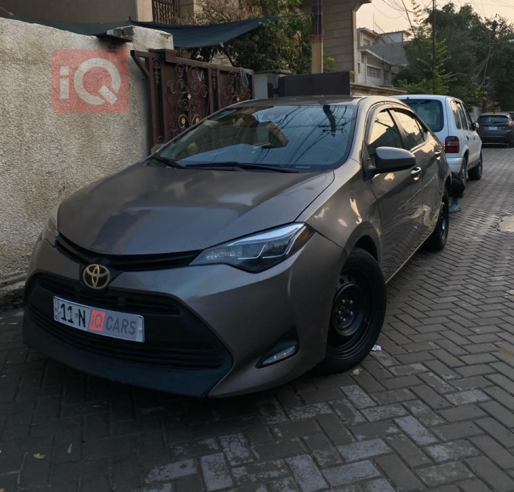 تۆیۆتا کۆرۆلا